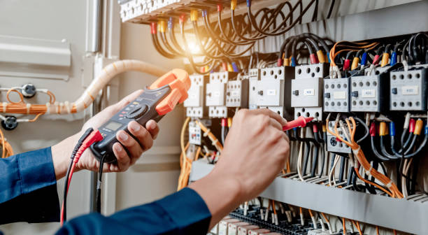 Best Affordable Emergency Electrician  in Paisley, FL